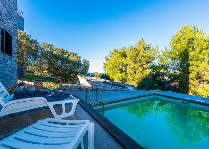 Luxury Itana With Private Pool And Sea View