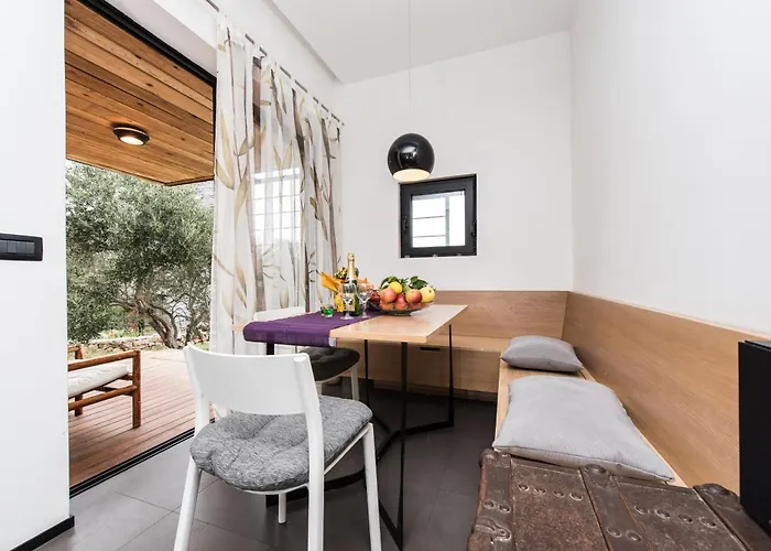 Luxury Itana With Private Pool And Sea View Villa