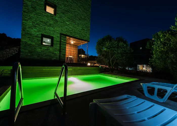 Luxury Itana With Private Pool And Sea View
