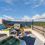 Villa Luxury Itana With Private Pool And Sea View Dragove